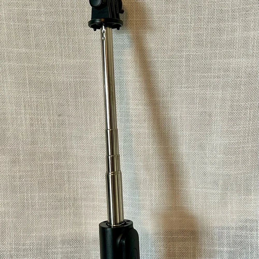 Black Selfie Stick for Smartphones